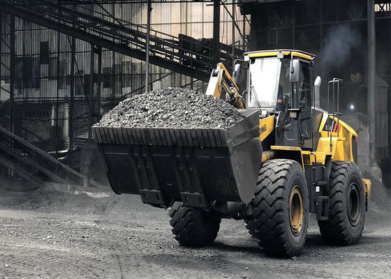 180kw 7000kg Unloading Height 3000mm Loader Construction Equipment