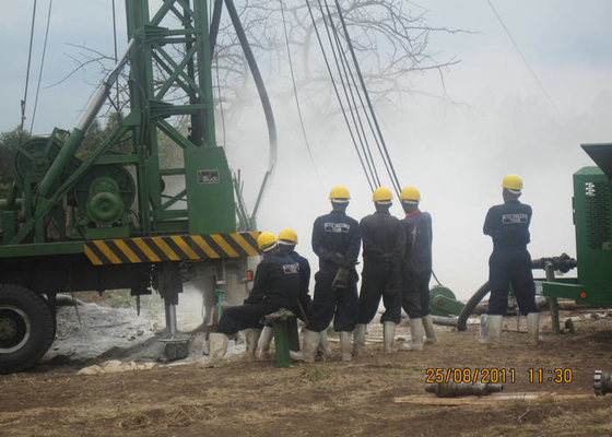 TRUCK MOUNTED WATER WELL DRILLING RIG  DEPTH 350M MECHANICAL TRANSPORTATION TOP HEAD DRIVE  USE MUD AND DTH HAM HAMMER