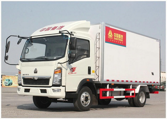 116HP 4×2 -25℃ Refrigerator Car