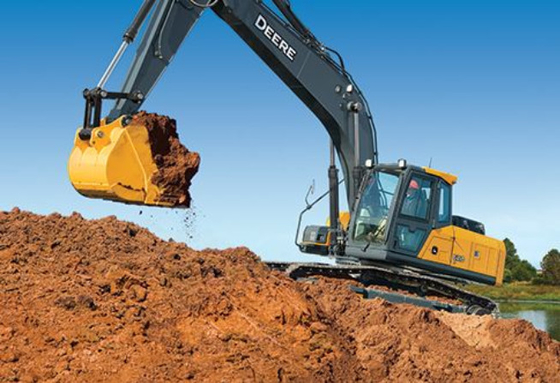 Comfortable 3000m Working Attitude Excavator Construction Equipment